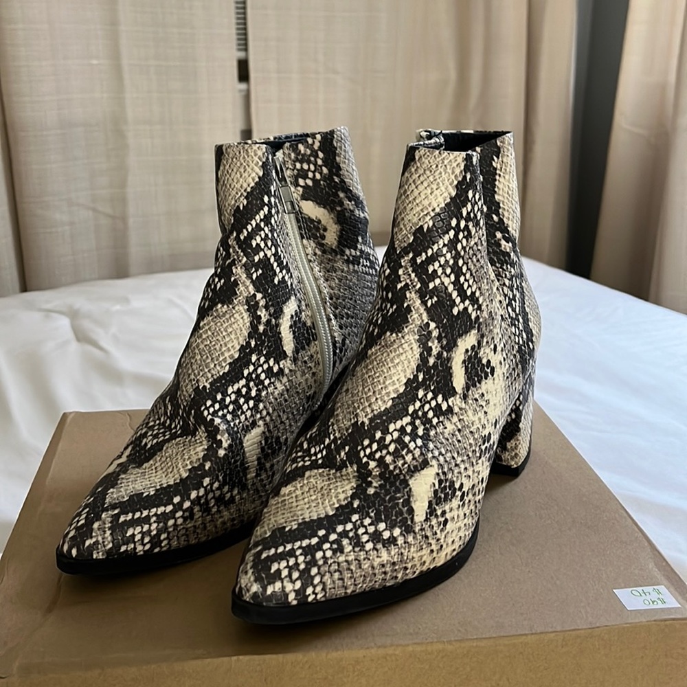 Madden Girl Snakeskin leather booties